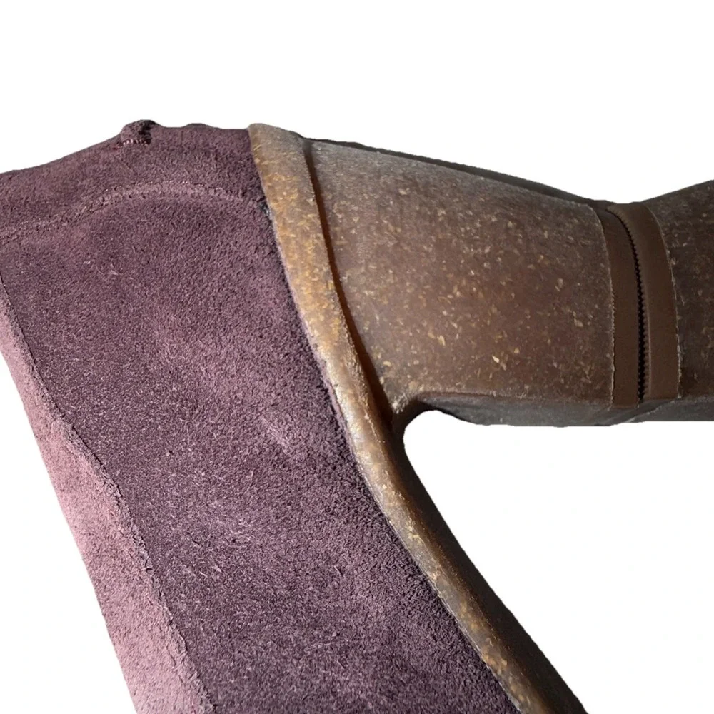 Clarks Unstructured Carleta Belle Womens Purple Suede Heeled Penny Loafer SZ 6.5